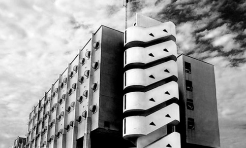 Clásicos de Arquitectura: Hospital Naval de Buenos Aires / Clorindo Testa