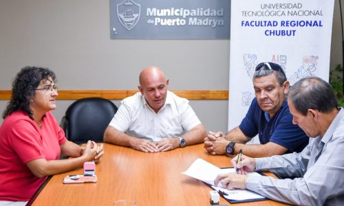 Convenio entre UTN, Municipalidad de Madryn, Asociación de Electricistas y Servicoop